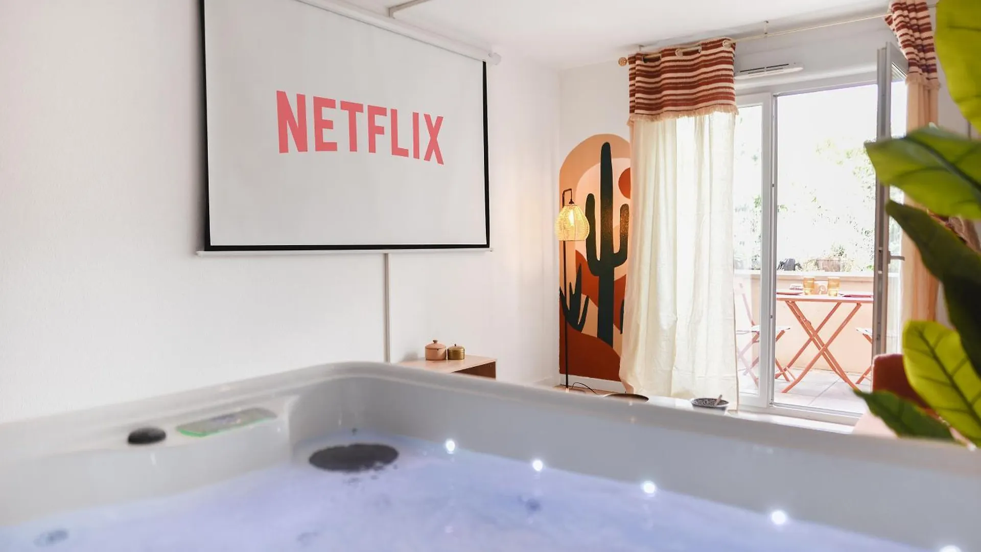 Oasis Cachee - Jacuzzi Et Cinema Apartment Toulouse